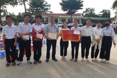 HỌC SINH NHÀ TRƯỜNG THAM GIA CUỘC THI THÍ NGHIỆM – THỰC HÀNH NĂM HỌC 2023 – 2024